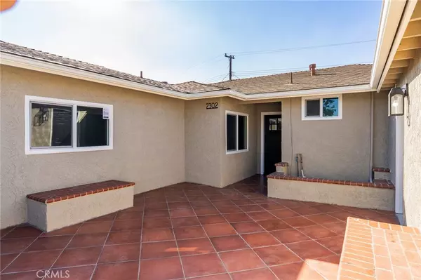 Santa Ana, CA 92706,2302 Lori LN