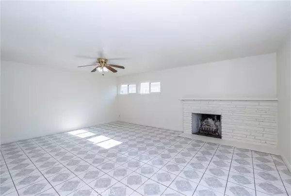 Pomona, CA 91766,1841 S White AVE