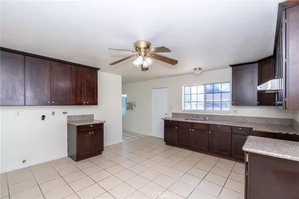 1841 S White AVE, Pomona, CA 91766