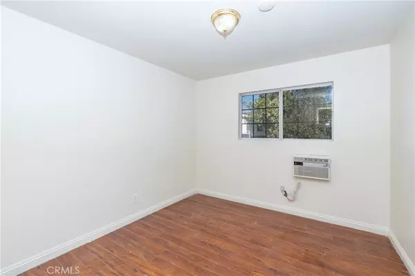 Pomona, CA 91766,1841 S White AVE