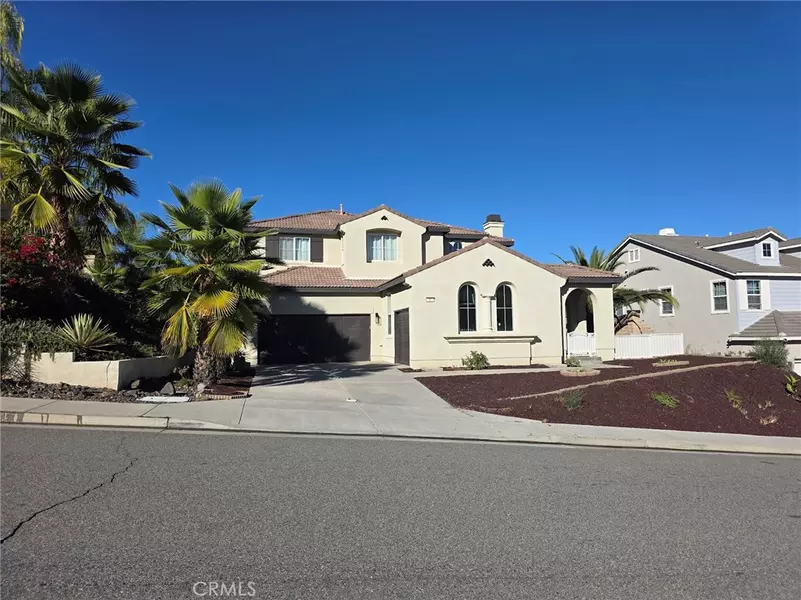 51 Volta Del Tintori ST, Lake Elsinore, CA 92532