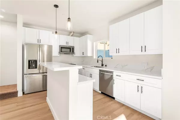 Colton, CA 92324,904 Hert St