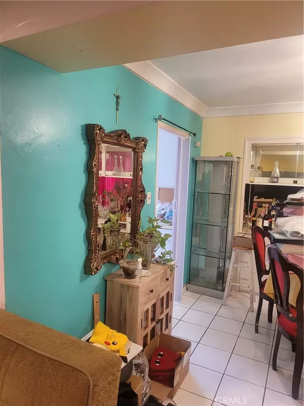 Huntington Park, CA 90255,2912 Hill ST