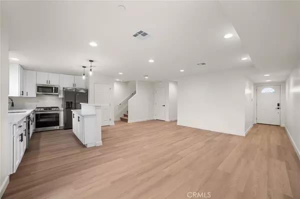 Colton, CA 92324,900 W Hert ST