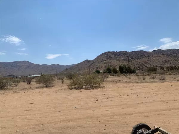 Apple Valley, CA 92307,24254 Yucca Loma RD