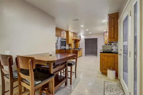 Yucaipa, CA 92399,12962 5th ST