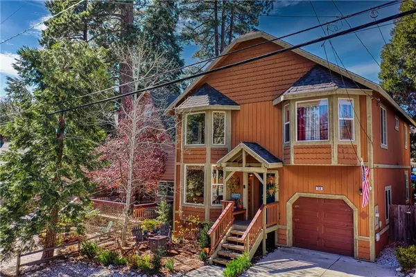 358 Maple DR, Lake Arrowhead, CA 92352