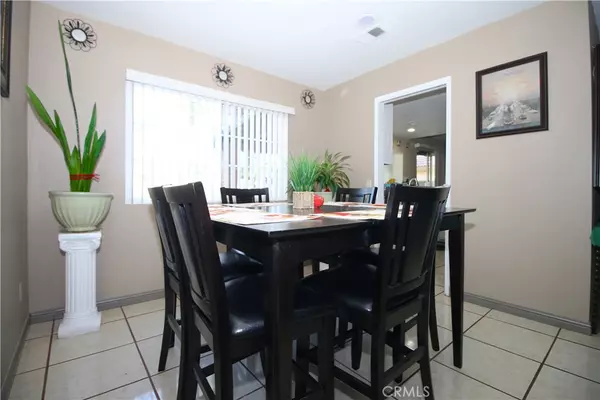 Rialto, CA 92376,719 N Driftwood AVE