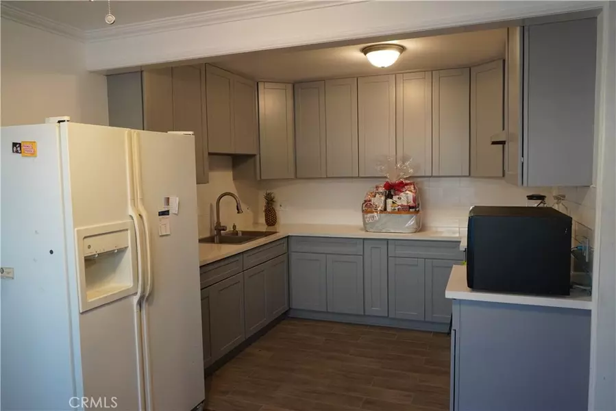 11068 Penrose ST, Sun Valley, CA 91352