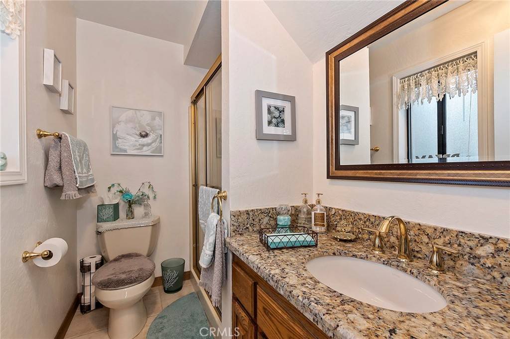 Lake Arrowhead, CA 92352,27532 N Bay RD