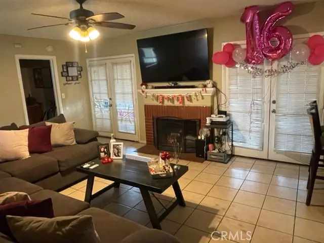 Colton, CA 92324,1422 N 10th ST