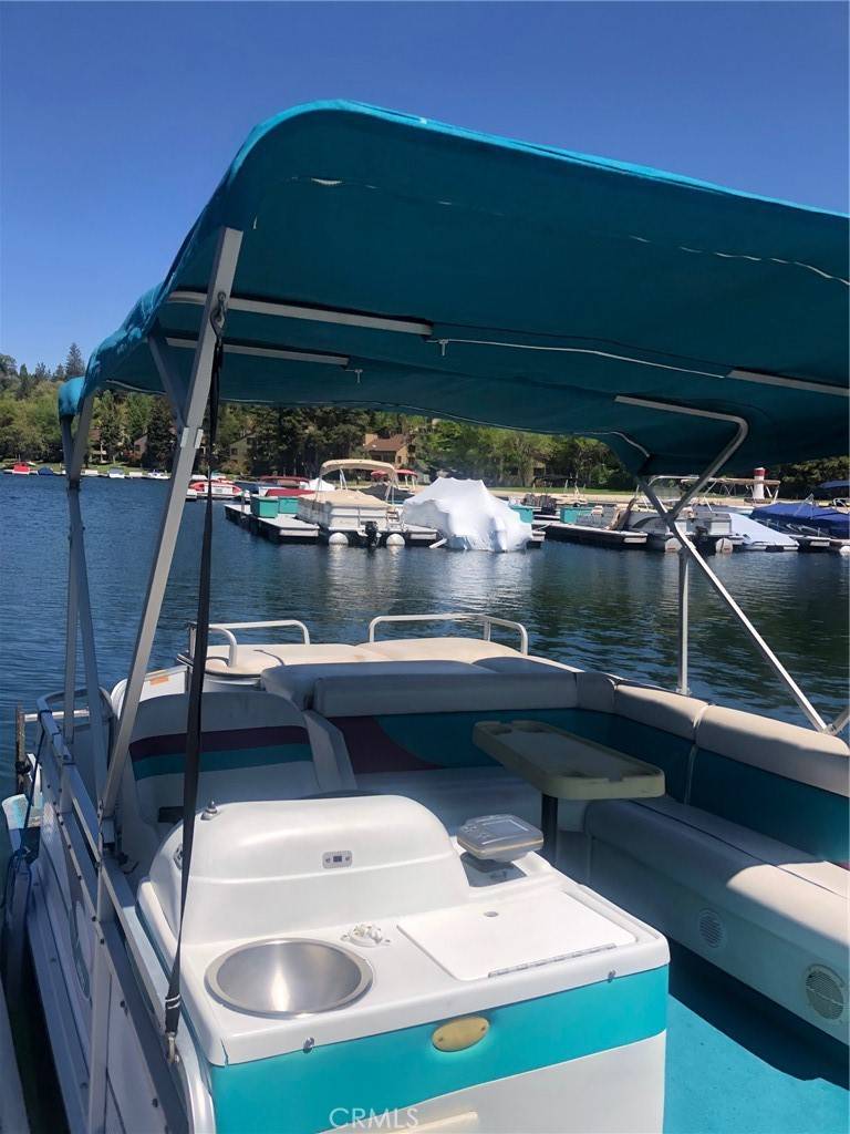 Lake Arrowhead, CA 92352,27721 Peninsula DR #209