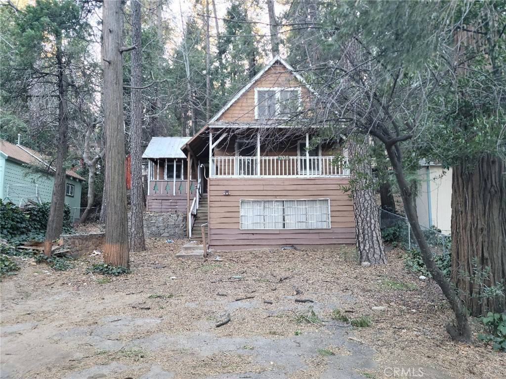 Crestline, CA 92325,704 S State Highway 138