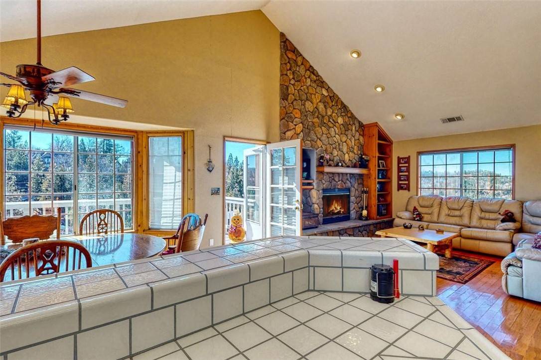 Lake Arrowhead, CA 92352,915 Breithorn DR