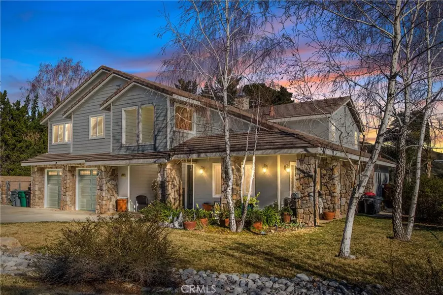 8630 Apple Tree LN, Cherry Valley, CA 92223