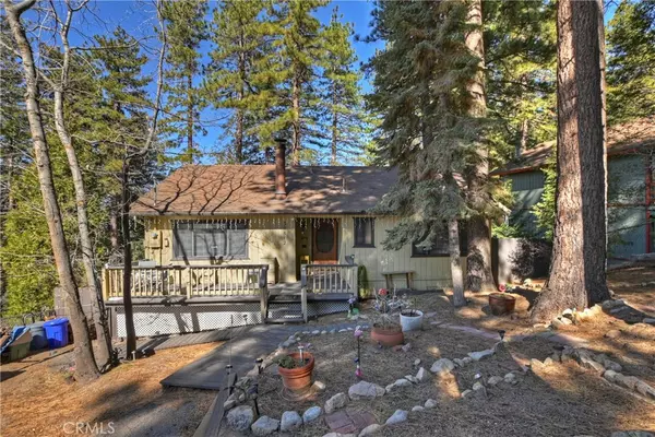 30812 Live Oak DR, Running Springs, CA 92382