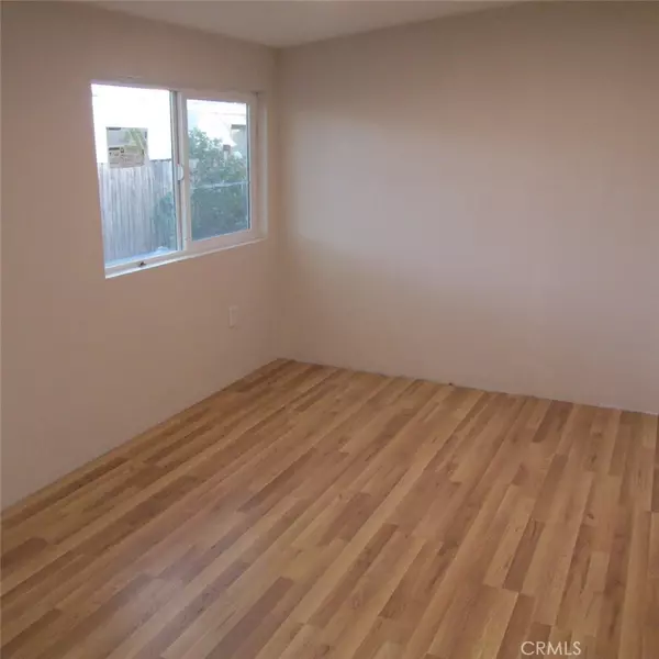 Rialto, CA 92376,350 S Willow #121