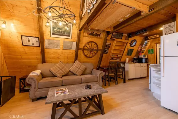 Big Bear City, CA 92314,110 N Shore DR