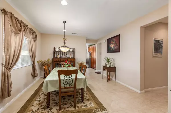Beaumont, CA 92223,340 Shining Rock