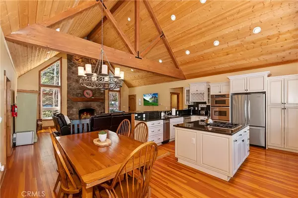 Lake Arrowhead, CA 92352,346 Bel Air DR