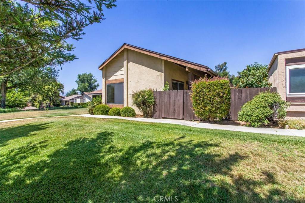 36135 Tamarisk CIR, Yucaipa, CA 92399