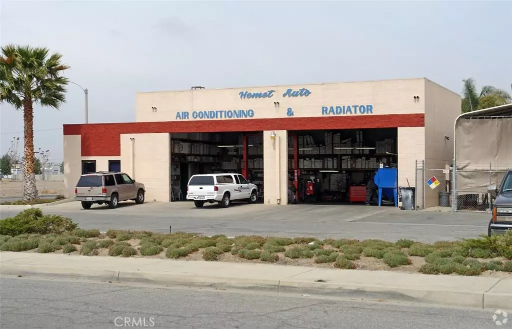 Hemet, CA 92543,186 S Western Avenue S