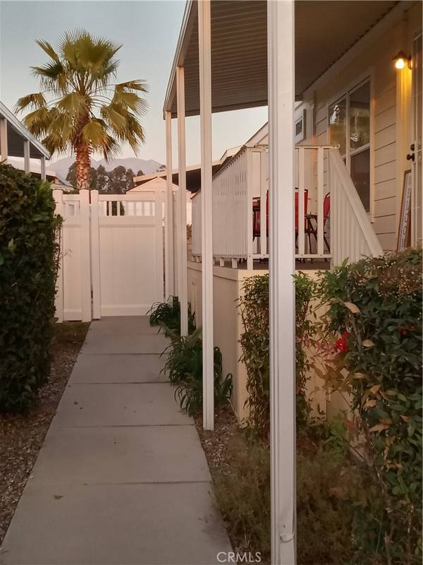 Mentone, CA 92359,2140 Mentone BLVD #135