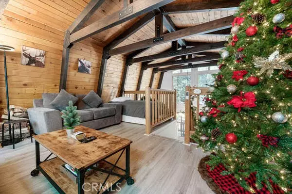1080 Hemlock LN, Big Bear City, CA 92314