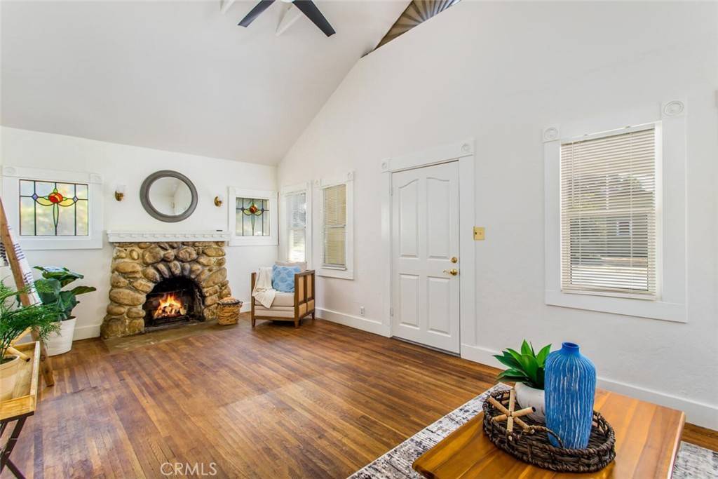 Redlands, CA 92373,548 Glenwood DR