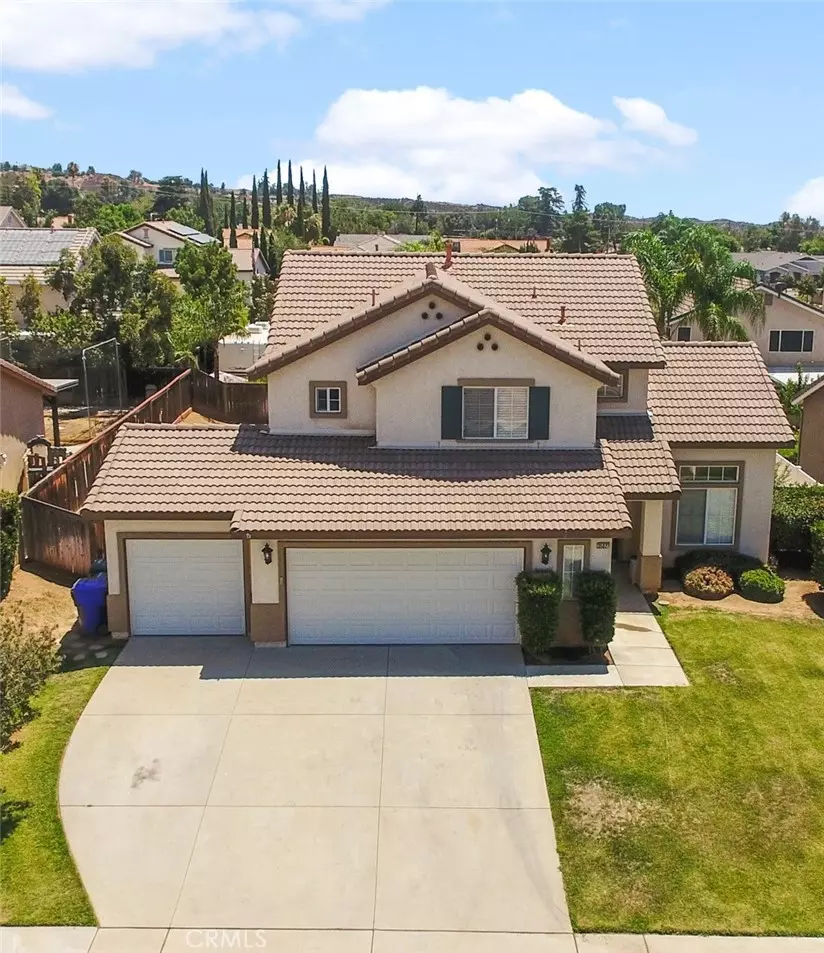 Yucaipa, CA 92399,35927 Elaine WAY