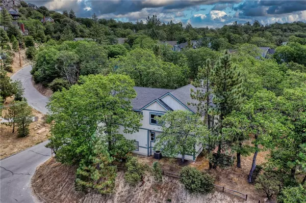 Lake Arrowhead, CA 92352,1228 Yosemite DR