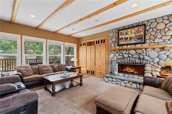 Lake Arrowhead, CA 92352,1228 Yosemite DR