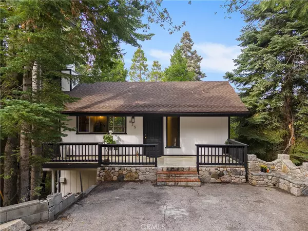 825 Lake View LN, Twin Peaks, CA 92391