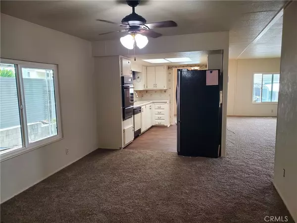 Yucaipa, CA 92399,12151 FREMONT #12