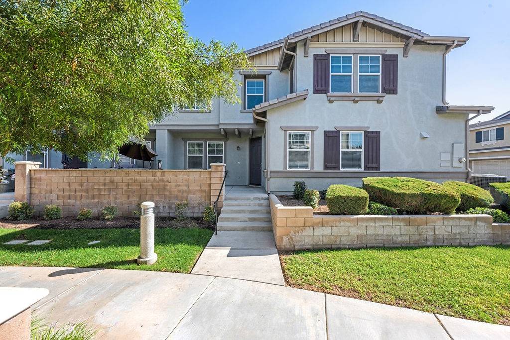 Grand Terrace, CA 92313,22331 Blue Lupine CIR