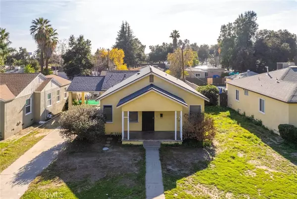 987 W 24th ST, San Bernardino, CA 92405