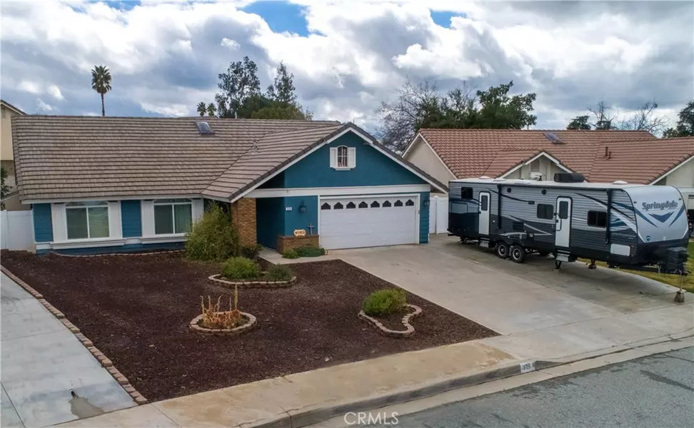 375 Flordason DR, Calimesa, CA 92320