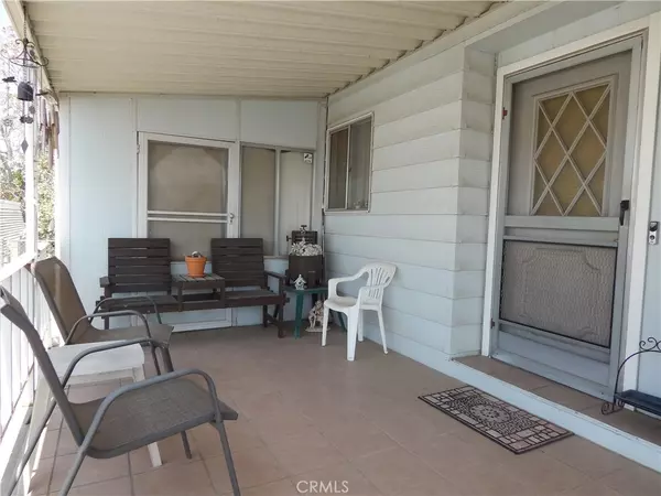 Yucaipa, CA 92399,10622 BRYANT ST #18