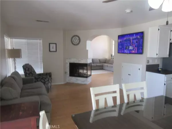 Yucaipa, CA 92399,35089 GEMWOOD