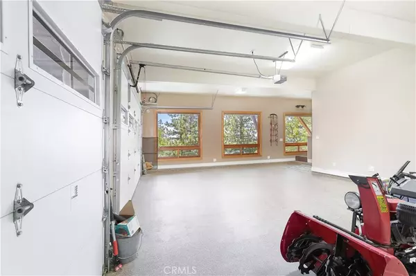 Running Springs, CA 92382,1744 Nob Hill Drive,