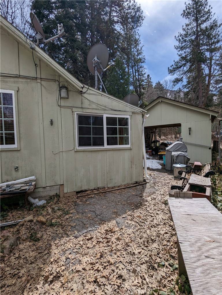 Angelus Oaks, CA 92305,5949 Spruce AVE