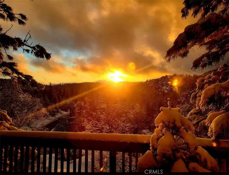 33030 Donner LN, Arrowbear, CA 92382