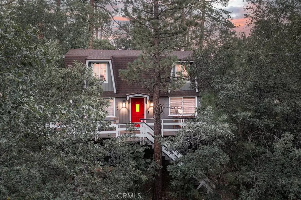 Sugarloaf, CA 92386,724 Santa Barbara AVE