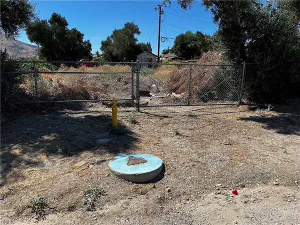 Cabazon, CA 92230,0 Almond ST