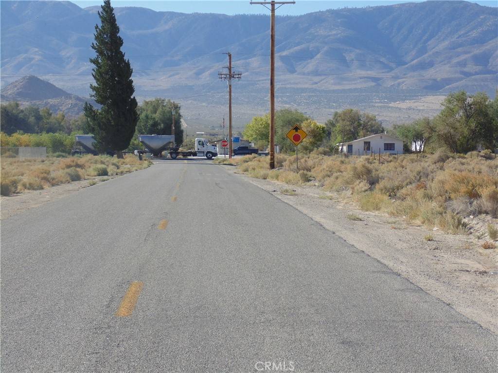 Lucerne Valley, CA 92356,10650 KENDALL RD