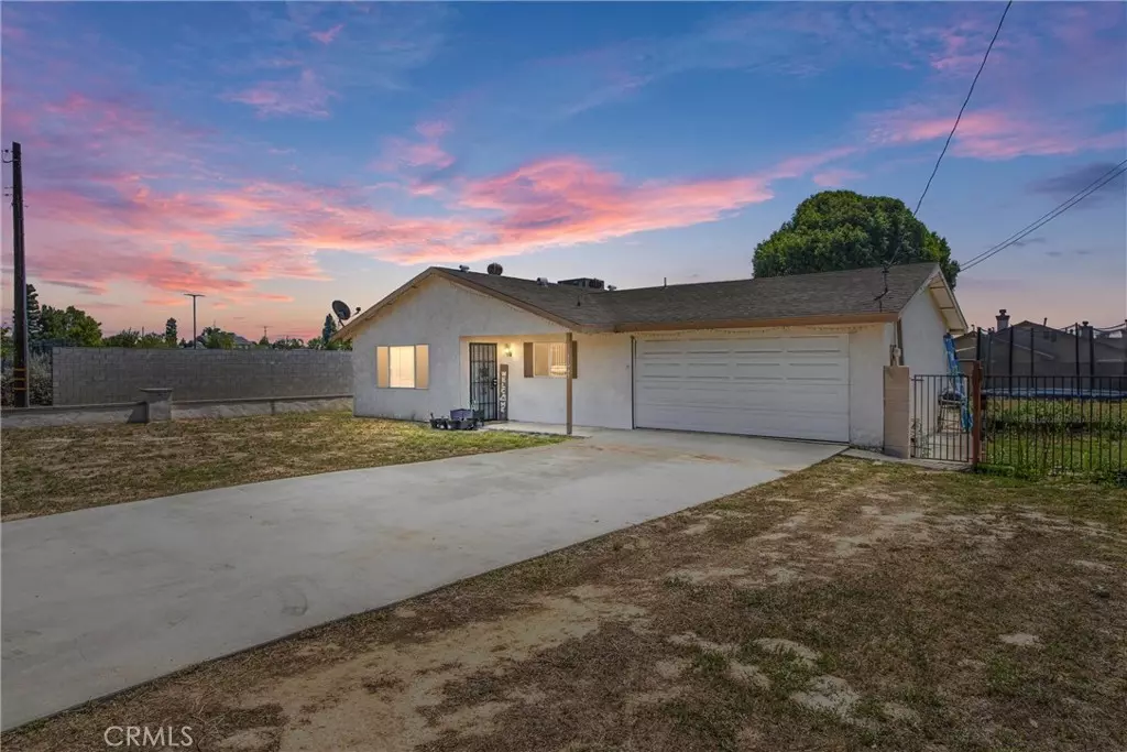 Yucaipa, CA 92399,31943 Avenue E