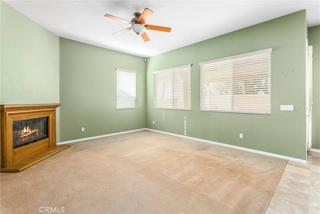 Beaumont, CA 92223,1665 Rose AVE