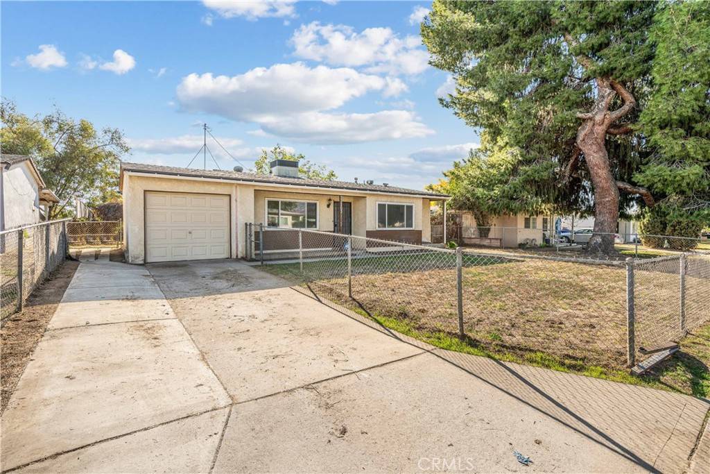 Highland, CA 92346,27203 13th ST