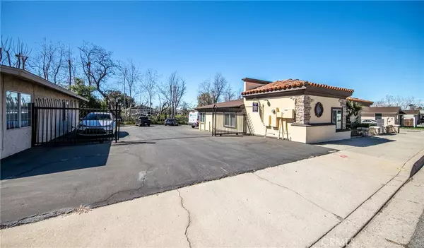 Calimesa, CA 92320,601 W County Line