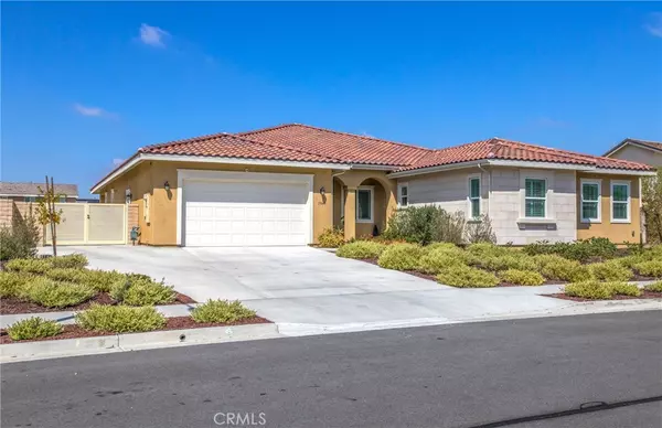 Riverside, CA 92503,17041 Miracle LN